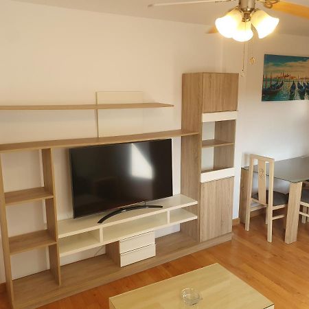 2H, Aire Acondic, 50M2, 1 Dormitorio, 4 Huespedes, Wifi Gratis La Linea de la Concepcion Bagian luar foto