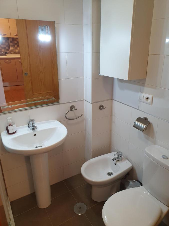 2H, Aire Acondic, 50M2, 1 Dormitorio, 4 Huespedes, Wifi Gratis La Linea de la Concepcion Bagian luar foto